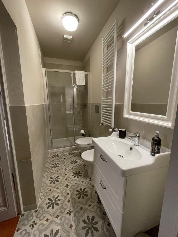 La Casa Nel Vicolo Apartment Altopascio Bagian luar foto