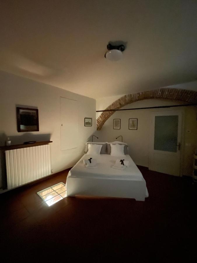 La Casa Nel Vicolo Apartment Altopascio Bagian luar foto